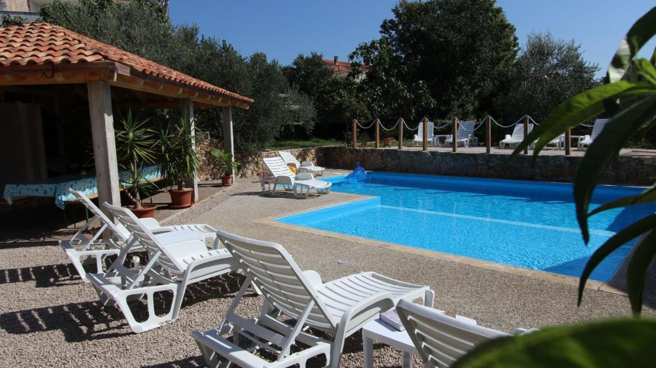 Guest house Kirincic *
